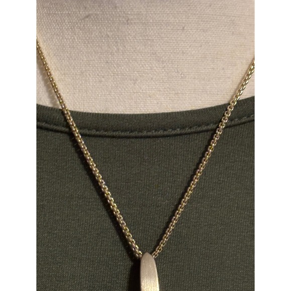 Kendra Scott Inez Long Pendant Necklace Gold Iridescent Mother of Pearl Shell - Picture 12 of 12